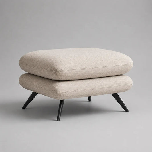 Poggiapiedi 80 cm 60 cm 42 cm imbottito in tessuto poliestere beige struttura in compensato gambe in acciaio verniciato nero forma rettangolare arrotondata